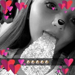 Meet your Posher, Hannah